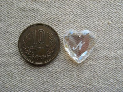 画像1: Vintage Glass Intaglio "Initial" Heart Pendant