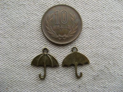 画像1: Metal UMBRELLA Charm