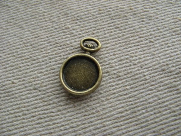 画像1: Metal Pocketwatch charm (ALICE World) 2個いり (1)