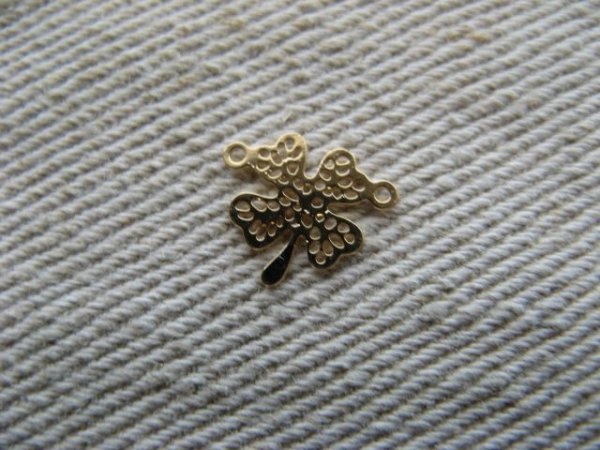 画像1: Goldplated 4-leaf 2holes 2個入り (1)