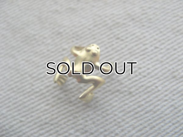 画像1: Brass Hug Frog (1)