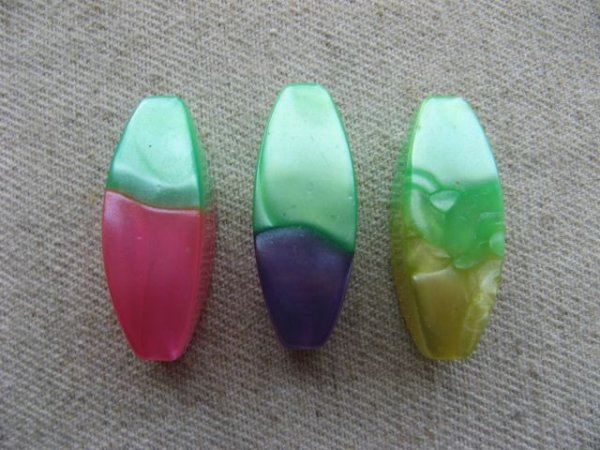 画像1: Vintage Lucite Rhombus Beads (1)