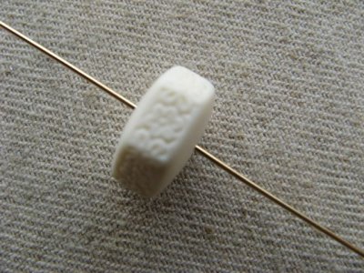 画像2: Plastic M/Ivory Hexagon Rondelle Beads 2個いり 