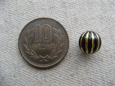 画像1: Vintage Black/Gold Round Melon Beads 10mm