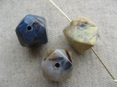 画像2: Vintage Marble-Stone Faceted Beads