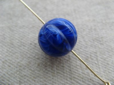 画像2: Vintage Carved Blue Marble Melon Beads