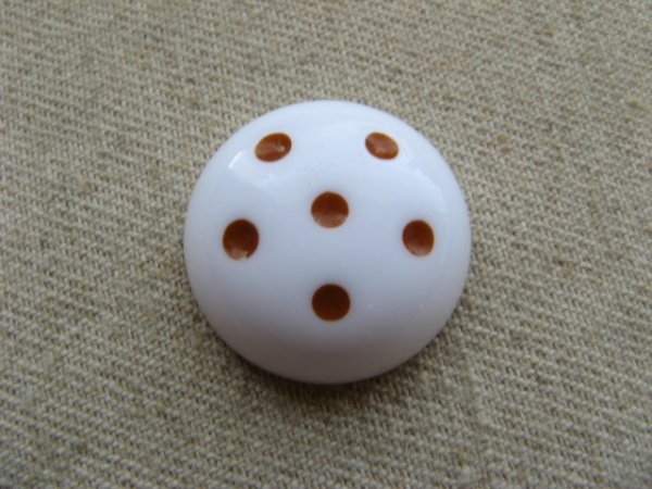 画像1: Vintage Five-Dot White Cabochon (1)