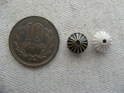 画像1: Vintage style Tiny Bicone Saucer Beads 2個いり