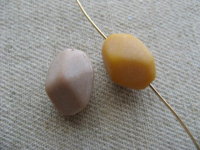 画像2: Vintage Mat Faux Stone Beads【Mini】