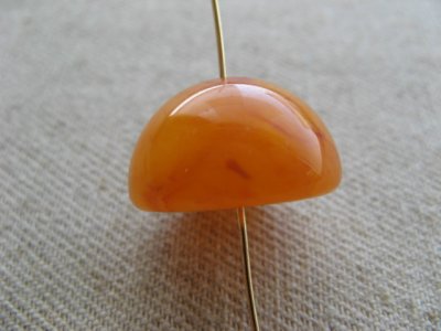 画像2: Vintage Amber Dome Beads 