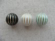 画像1: Vintage style Matte Carved Melon Beads 16mm (1)