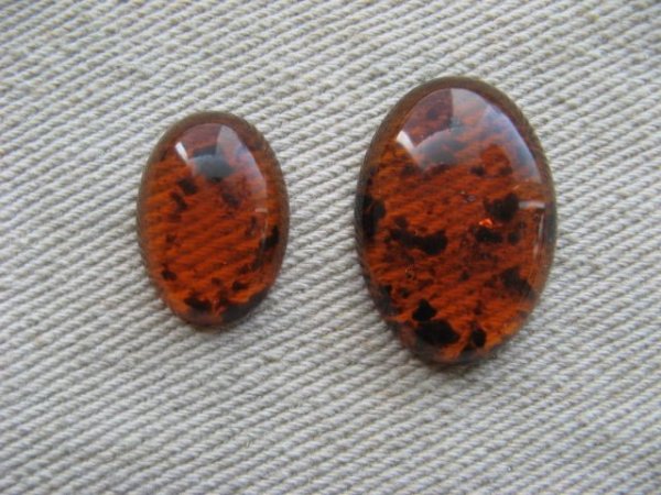 画像1: Vinatge Plastic Amber Spot Oval Cabochon (1)