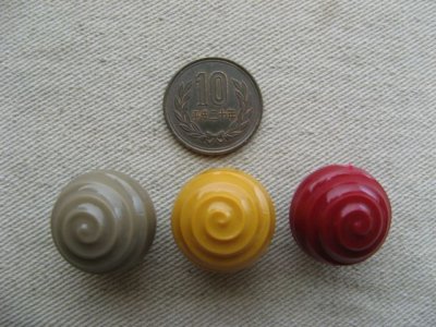 画像1: Vintage Deco Round Swirl Beads