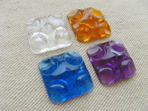 画像1: Vintage Acrylic Carved Square Clear Cabochon (1)