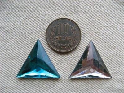 画像1: Vintage Crystal Faceted Triangle Cabochon