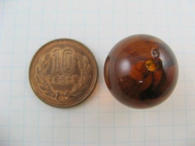 画像1: Vintage Plastic Tortoise Big Ball Beads