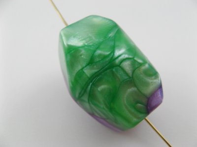 画像2: Vintage Lucite Thick Rhombus Beads