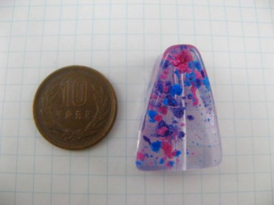 画像1: Vintage Plastic BL+PK+PU Confetti Trapezoid Beads