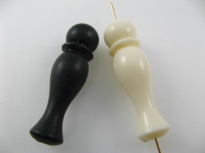 画像2: Vintage Plastic Chess Tube Beads 2個入り