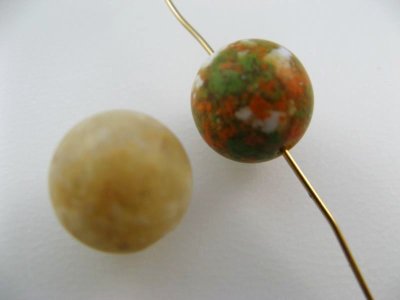 画像2: Vintage Plastic Faux Stone Matrix Ball Beads