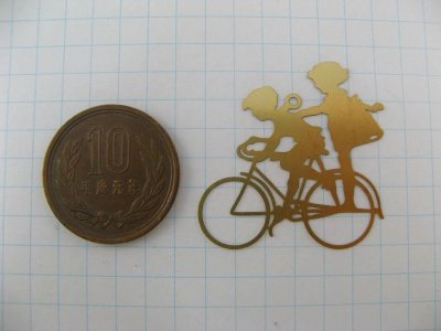 画像1: BRASS Plate Riding Two on a Bicycle