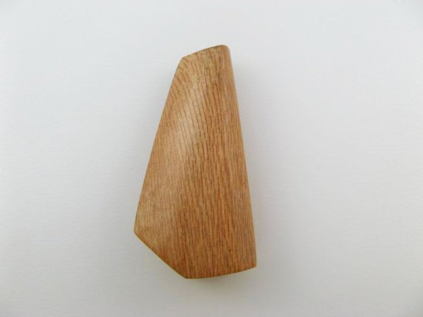 画像1: Vintage Wood Irregular Pentagon Beads (1)
