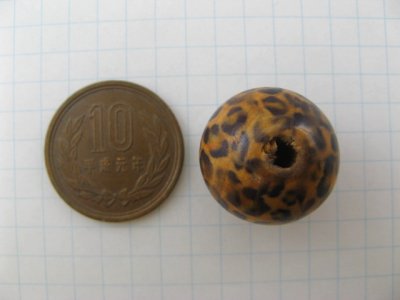 画像1: Vintage Wooden Leopard Beads