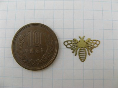 画像1: Brass Plate Bee 2個入り