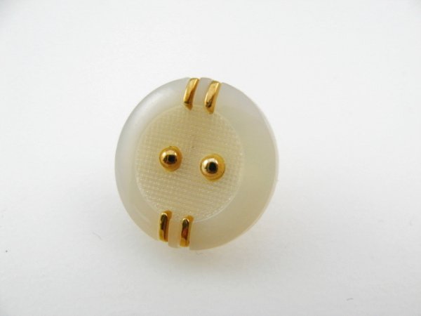 画像1: Plastic Round Milkywhite Gold Button (1)