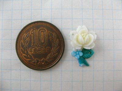 画像1: Ivory Stemmed Rose Vintage cabochon