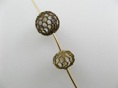 画像2: Vintage Tiny Plastic beads+Wire net 4個入り