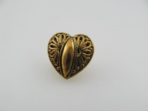 画像1: Vintage Plastic Copper Heart Button (1)