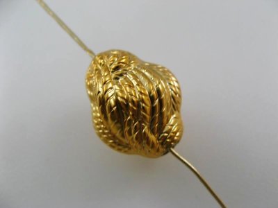 画像2: Vintage Plastic Gold Rope Beads