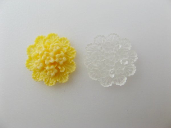 画像1: Plastic Cluster Flower (1)