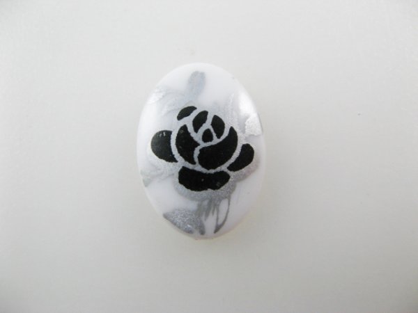 画像1: Vintage Plastic Silver/BK Rose Cabochon (1)