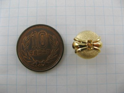 画像1: Plastic Gold Bow Button
