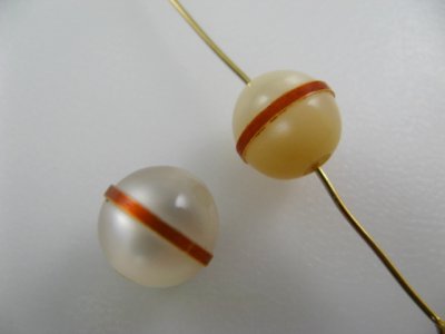 画像2: Vintage Lucite 1-Line Ball Beads 