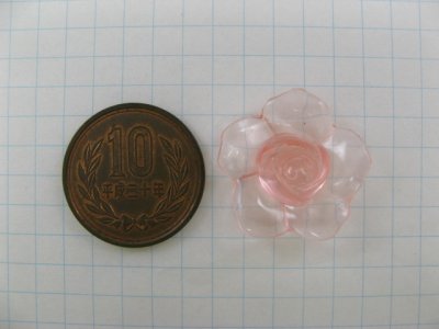 画像1: Vintage Acrylic Clear Rose Flower Cabochon