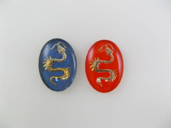 画像1: Vintage Glass ”DRAGON” Intaglio Cabochon【18x13】 (1)