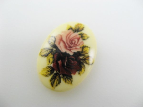 画像2: Vintage Plastic Ivory Flower Oval Cabochon 25x18mm (2)