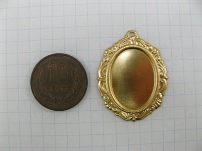 画像1: Brass rococo style frame 25x18mm