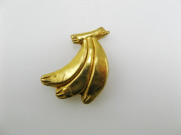 画像1: Vintage Plastic Goldplated BANANA cabochon (1)