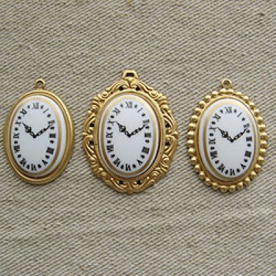 画像2: Vintage Plastic CLOCK Cabochon 25*18mm